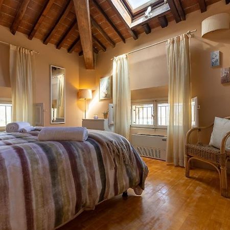 50Mt Dalle Mura+Parcheggio*Appartamento Tipico* Lucca Exteriör bild